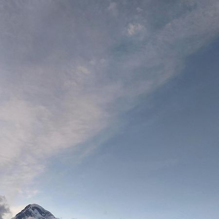 Hotel The White House Kazbegi Camera foto