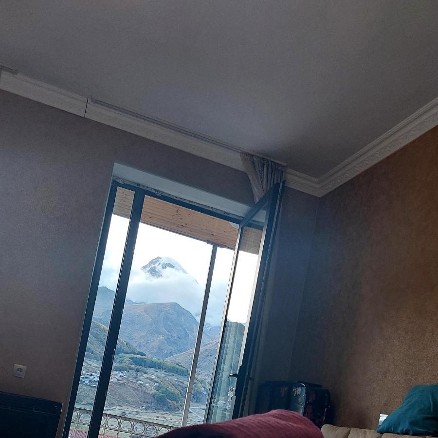 Hotel The White House Kazbegi Esterno foto