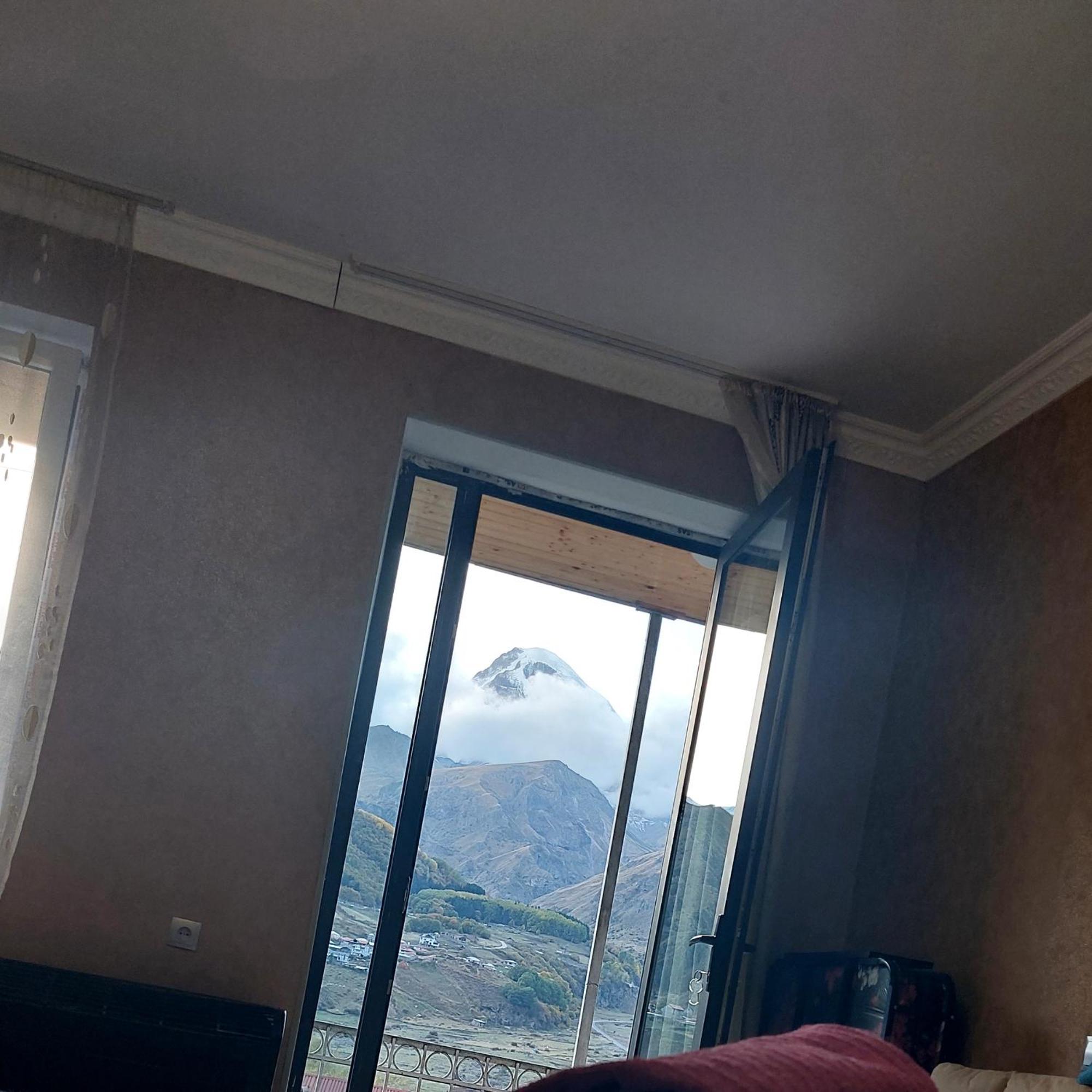 Hotel The White House Kazbegi Camera foto
