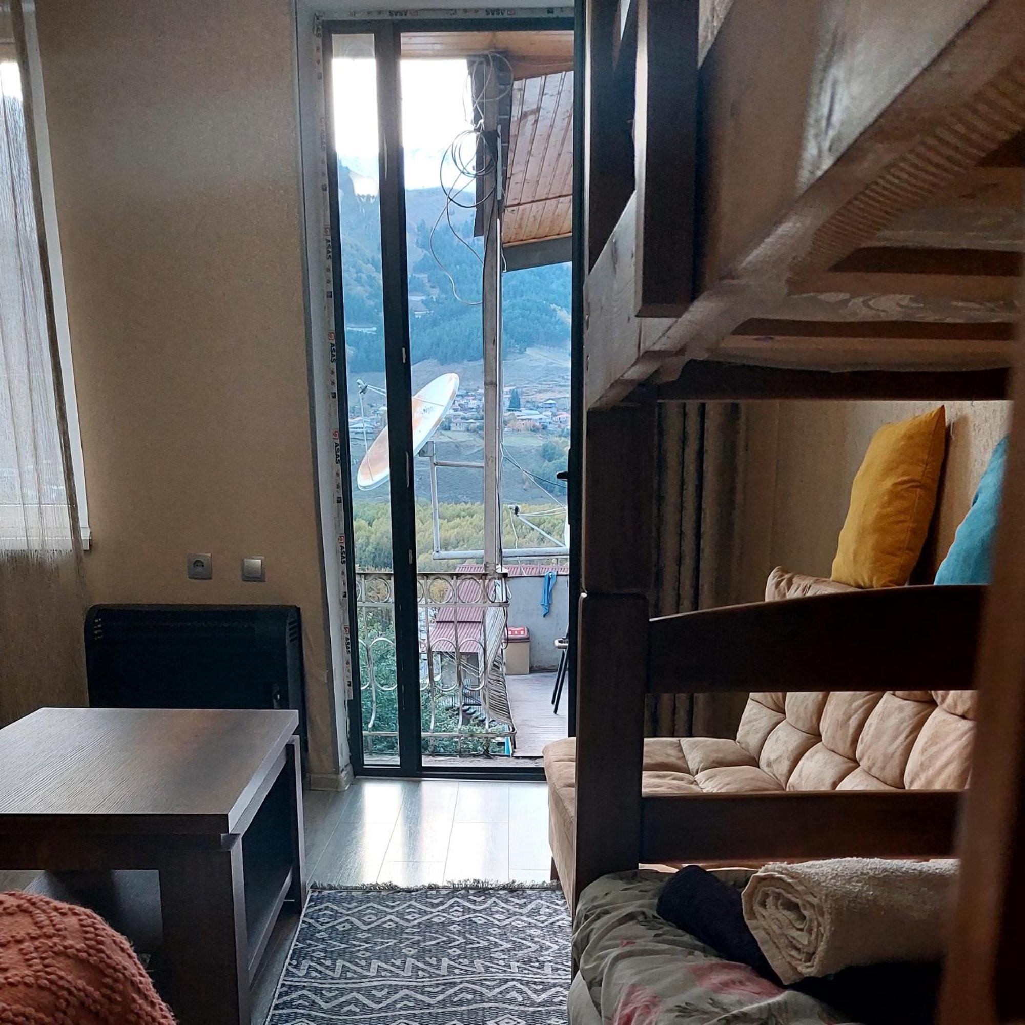 Hotel The White House Kazbegi Camera foto