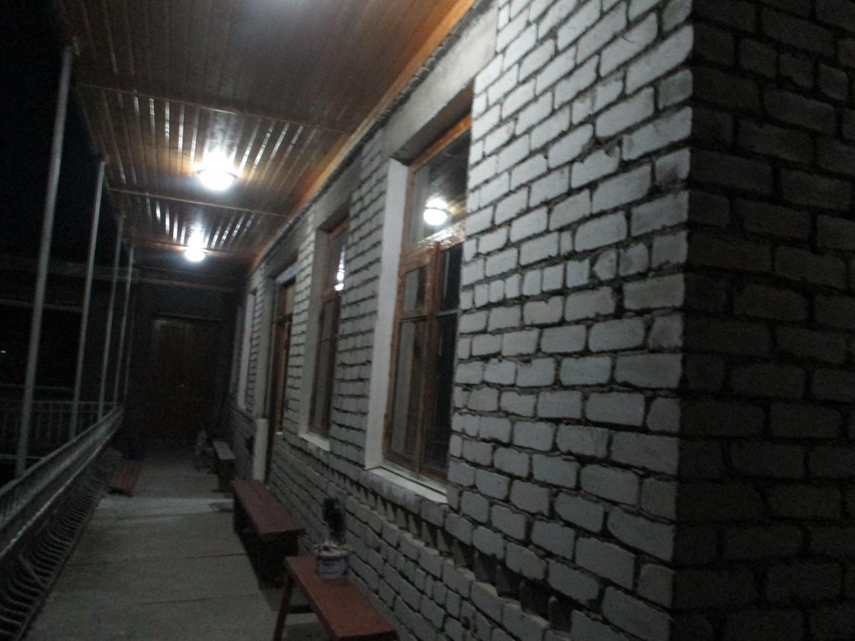 Hotel The White House Kazbegi Esterno foto