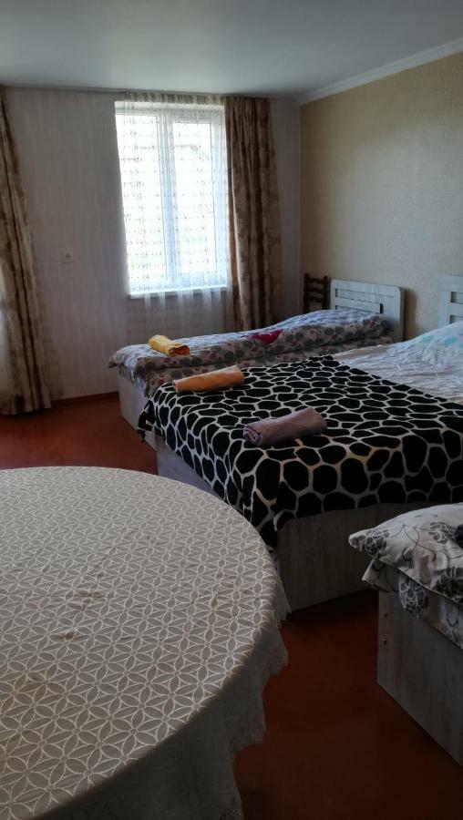 Hotel The White House Kazbegi Esterno foto